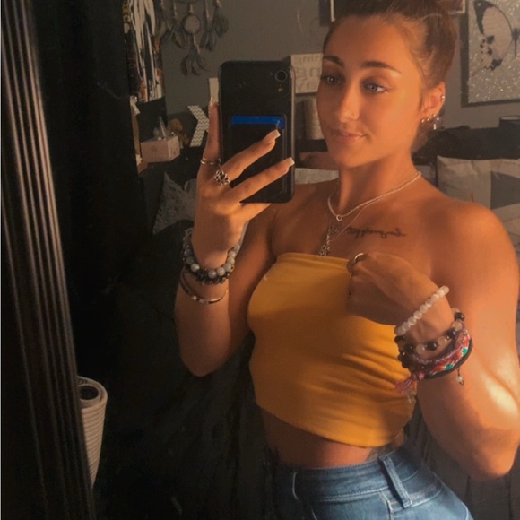 Meet your Posher, Kenz - Picture 1 of 1